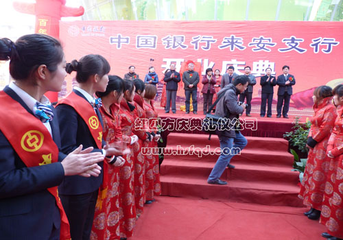 【禮儀模特--紅四方禮儀公司】